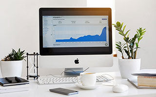 「德甲尊严之战！法兰克福主场亮刃，多特蒙德能否破咒重生？」